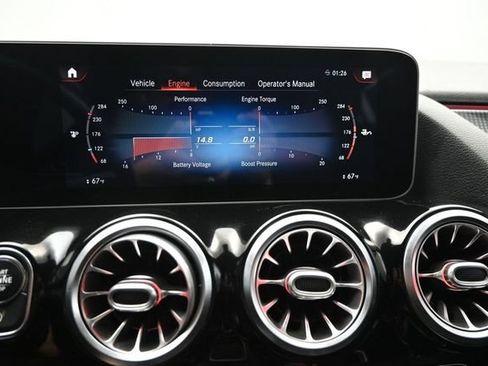 Used 2021 Mercedes-Benz GLA 250 image 17