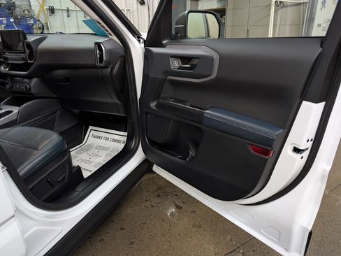 Used 2022 Ford Bronco Sport Outer Banks w/ Tech Package image 6