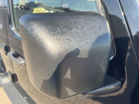 Used 2018 Jeep Wrangler Unlimited Sahara image 50