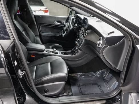 Used 2019 Mercedes-Benz CLA 250 CLA 250 image 16