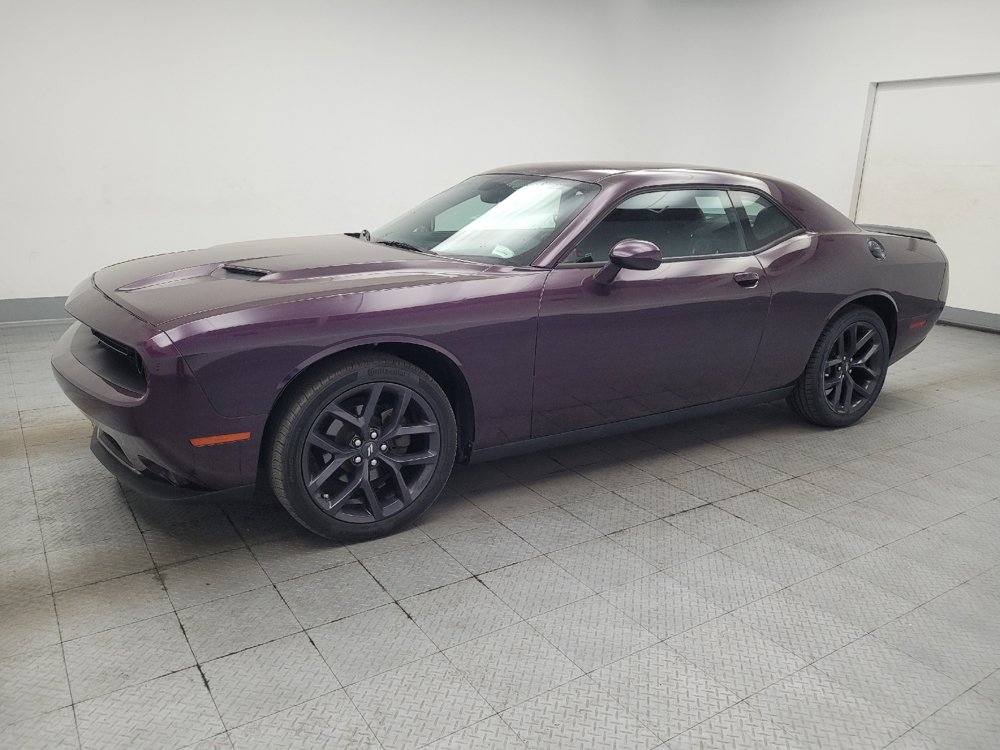 Used 2020 Dodge Challenger SXT w/ Blacktop Package RWD image 2