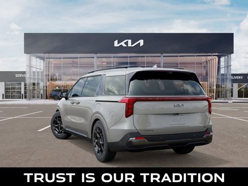 New 2026 Kia Carnival SX image 4