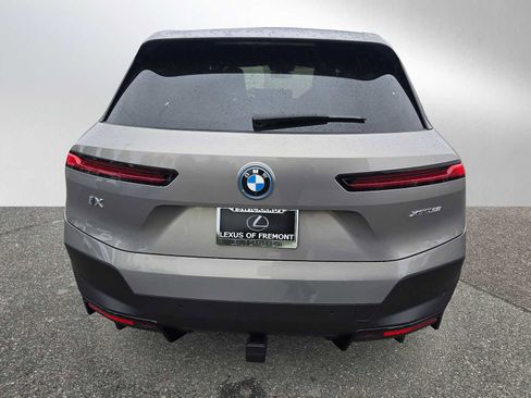 Used 2023 BMW iX xDrive50 w/ Premium Package AWD/4WD image 4