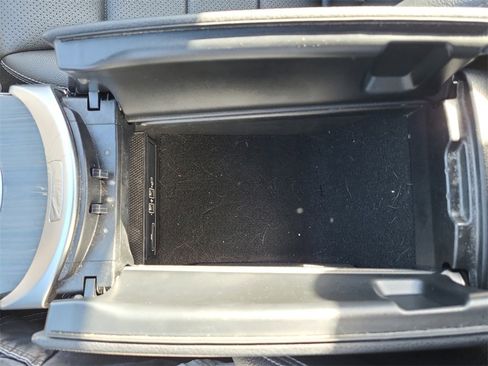 Used 2018 Mercedes-Benz C 300 4MATIC Sedan image 24