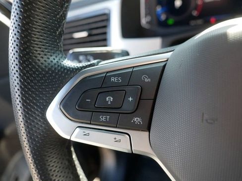 Certified 2023 Volkswagen Atlas Cross Sport SEL R-Line image 25