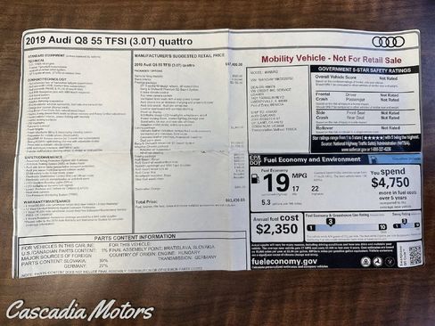 Used 2019 Audi Q8 Prestige w/ Luxury Package AWD/4WD image 3