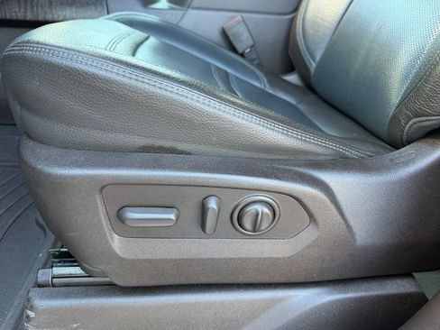 Used 2020 GMC Sierra 3500 Denali w/ Denali Ultimate Package image 16