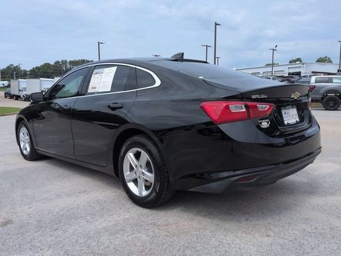 Used 2021 Chevrolet Malibu LS FWD image 7