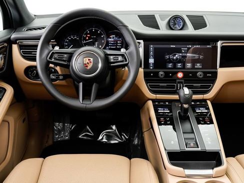 New 2026 Porsche Macan AWD/4WD image 17