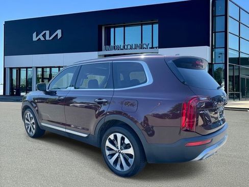 Used 2020 Kia Telluride S FWD image 4