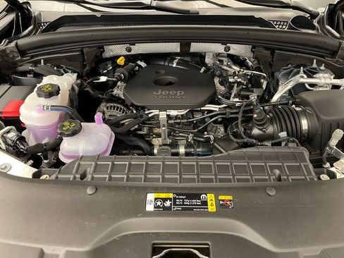 New 2026 Jeep Grand Cherokee L Limited AWD/4WD image 19