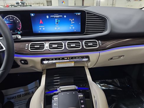 New 2026 Mercedes-Benz GLE 350 4MATIC image 21
