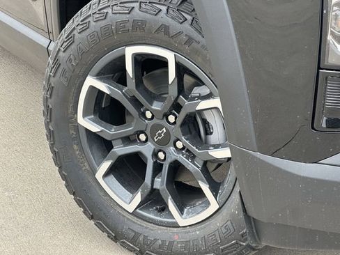 New 2026 Chevrolet Equinox ACTIV w/ Convenience Package III image 10