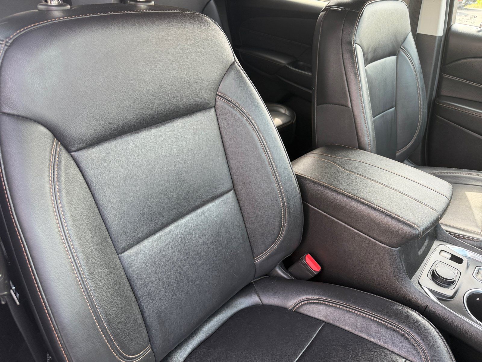Used 2019 Chevrolet Traverse LT AWD/4WD image 9