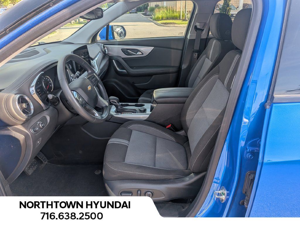Used 2024 Chevrolet Blazer LT w/ Convenience Package AWD/4WD image 9