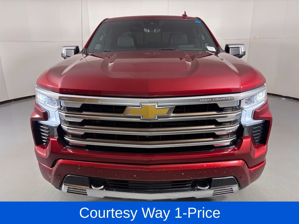 Used 2022 Chevrolet Silverado 1500 High Country w/ High Country Premium Package RWD image 4