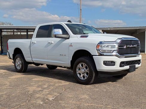 Used 2024 RAM 2500 Laramie image 2