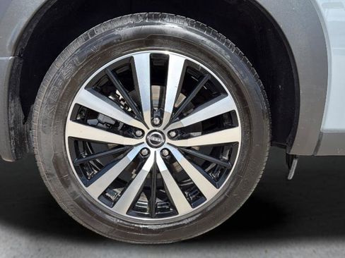 Used 2023 Nissan Pathfinder Platinum w/ Cargo Package image 13