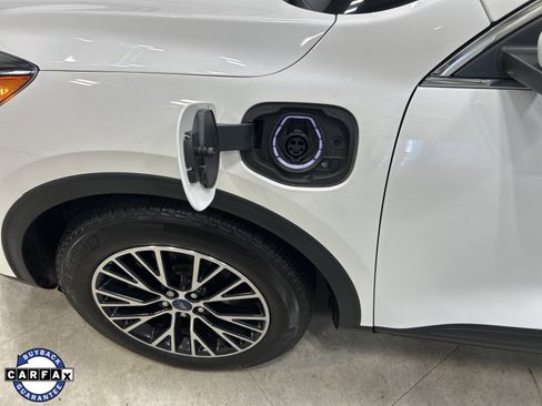 Used 2022 Ford Escape Titanium image 51