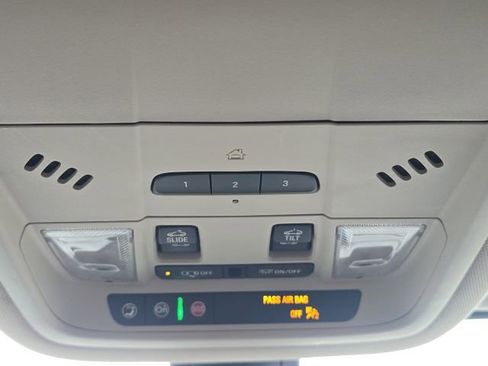 Used 2023 GMC Acadia Denali w/ Denali Technology Package image 46