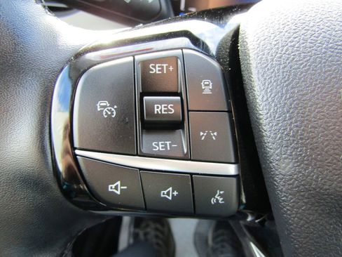 Used 2025 Ford Escape Base image 21