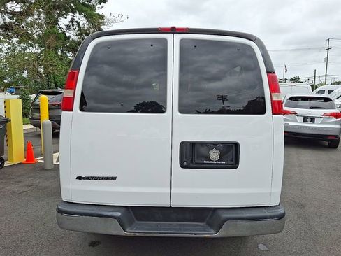 Used 2014 Chevrolet Express 3500 LT w/ LT Preferred Equipment Group RWD image 6
