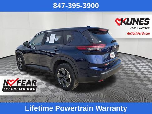 Used 2025 Nissan Rogue SV image 5