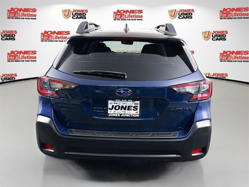 Certified 2024 Subaru Outback Onyx Edition image 17