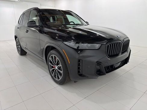 Used 2026 BMW X5 xDrive40i w/ M Sport Package AWD/4WD image 7