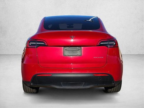 Used 2021 Tesla Model Y Long Range image 6