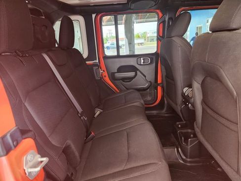 Used 2023 Jeep Wrangler Unlimited Sport AWD/4WD image 16