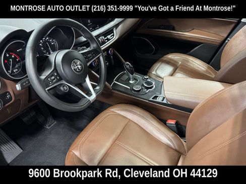 Used 2019 Alfa Romeo Stelvio AWD image 16