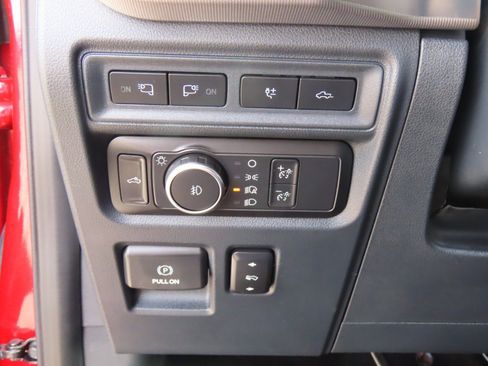 Certified 2022 Ford F150 Raptor w/ Equipment Group 801A High image 27