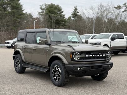 New 2025 Ford Bronco Outer Banks