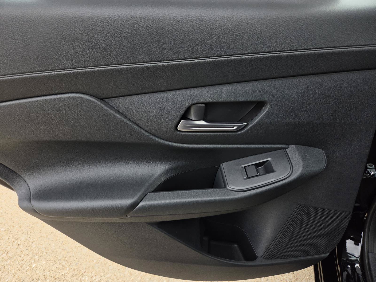 New 2027 Nissan Sentra SV FWD image 11