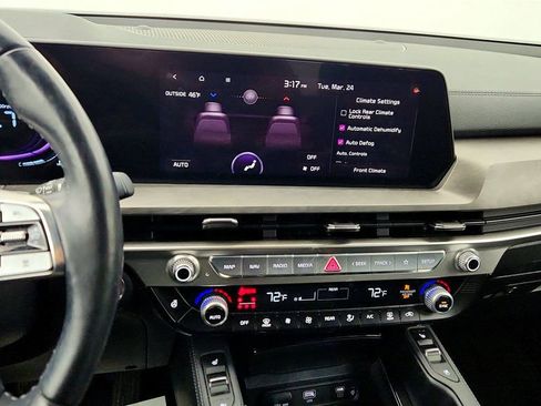 Used 2023 Kia Telluride EX X-Line image 16