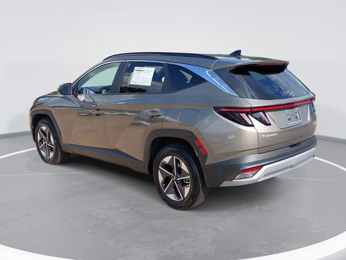 Certified 2025 Hyundai Tucson SEL AWD/4WD image 7