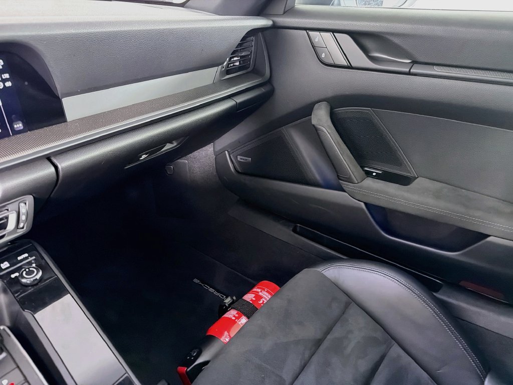 Certified 2022 Porsche 911 Carrera 4 GTS AWD/4WD image 25