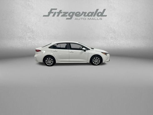 Used 2024 Toyota Corolla LE image 8