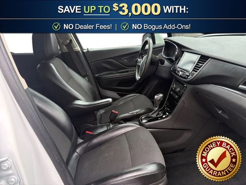 Used 2021 Buick Encore Preferred image 22