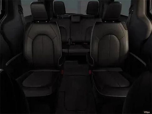New 2026 Chrysler Pacifica Limited image 16