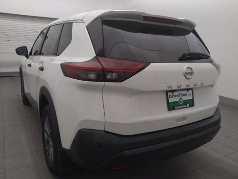 Used 2021 Nissan Rogue S FWD image 5
