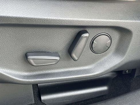 Used 2024 Ford Ranger Lariat w/ FX4 Off-Road Package image 7