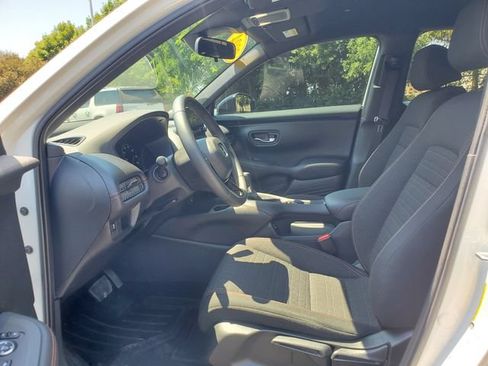Used 2024 Honda HR-V Sport image 14