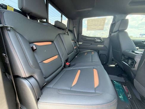 New 2026 GMC Sierra 1500 AT4 w/ AT4 Premium Package AWD/4WD image 35