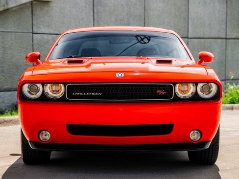Used 2009 Dodge Challenger R/T RWD image 13