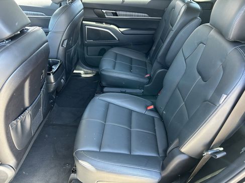 Certified 2024 Kia Telluride EX w/ EX Captain's Chair Package image 19