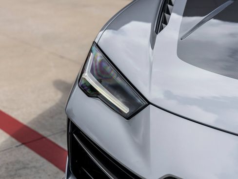 Used 2024 Lamborghini Urus Performante AWD/4WD image 26