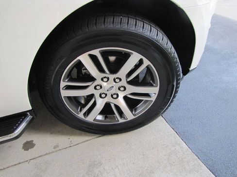 Used 2022 Ford Expedition XLT RWD image 27