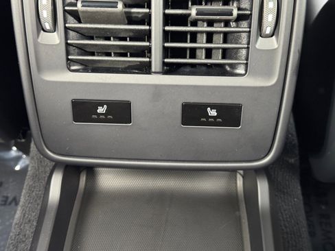 Used 2025 Porsche Taycan 4S w/ Premium Package image 39